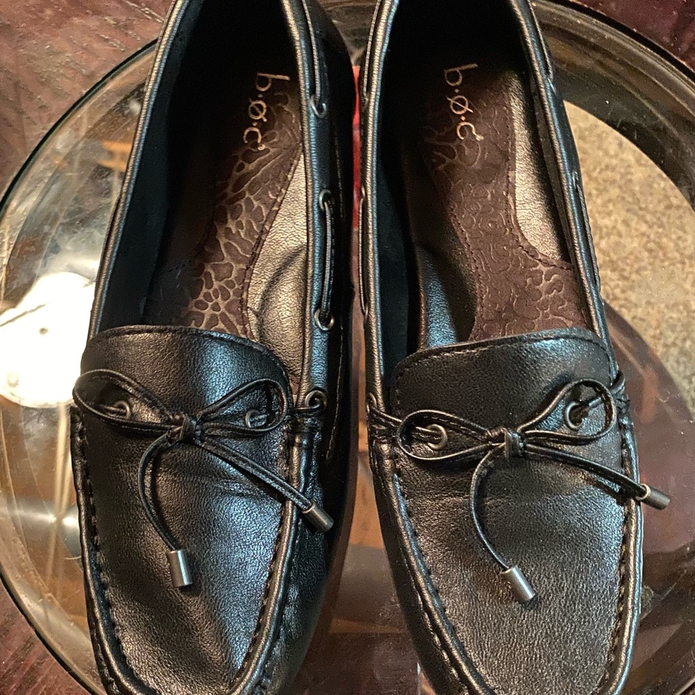 boc Black Leather Slip-On Driving Moccasins - Picture 3 of 5